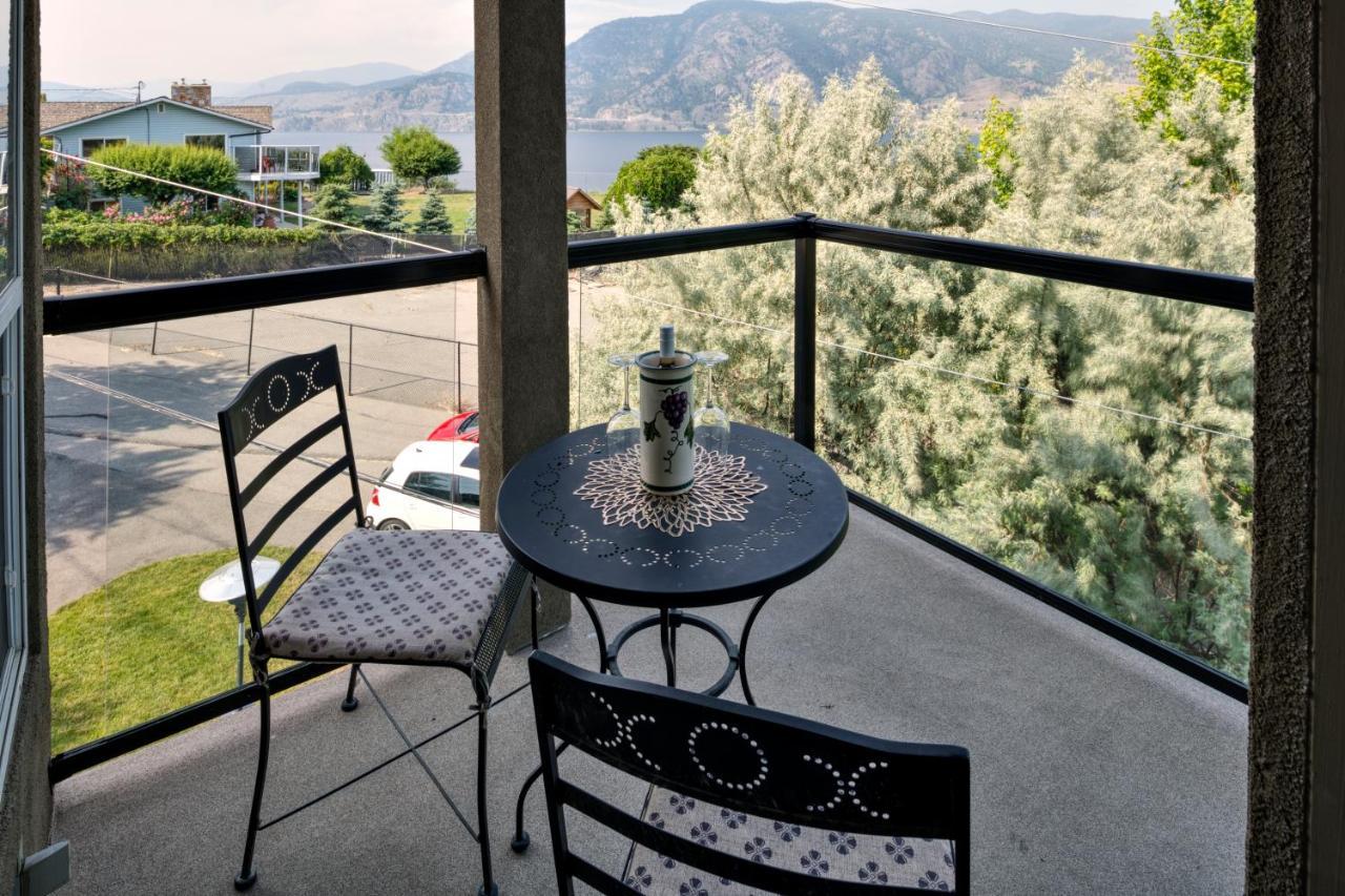 Above The Beach Guest Suites Penticton Kültér fotó