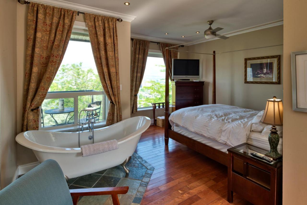 Above The Beach Guest Suites Penticton Kültér fotó